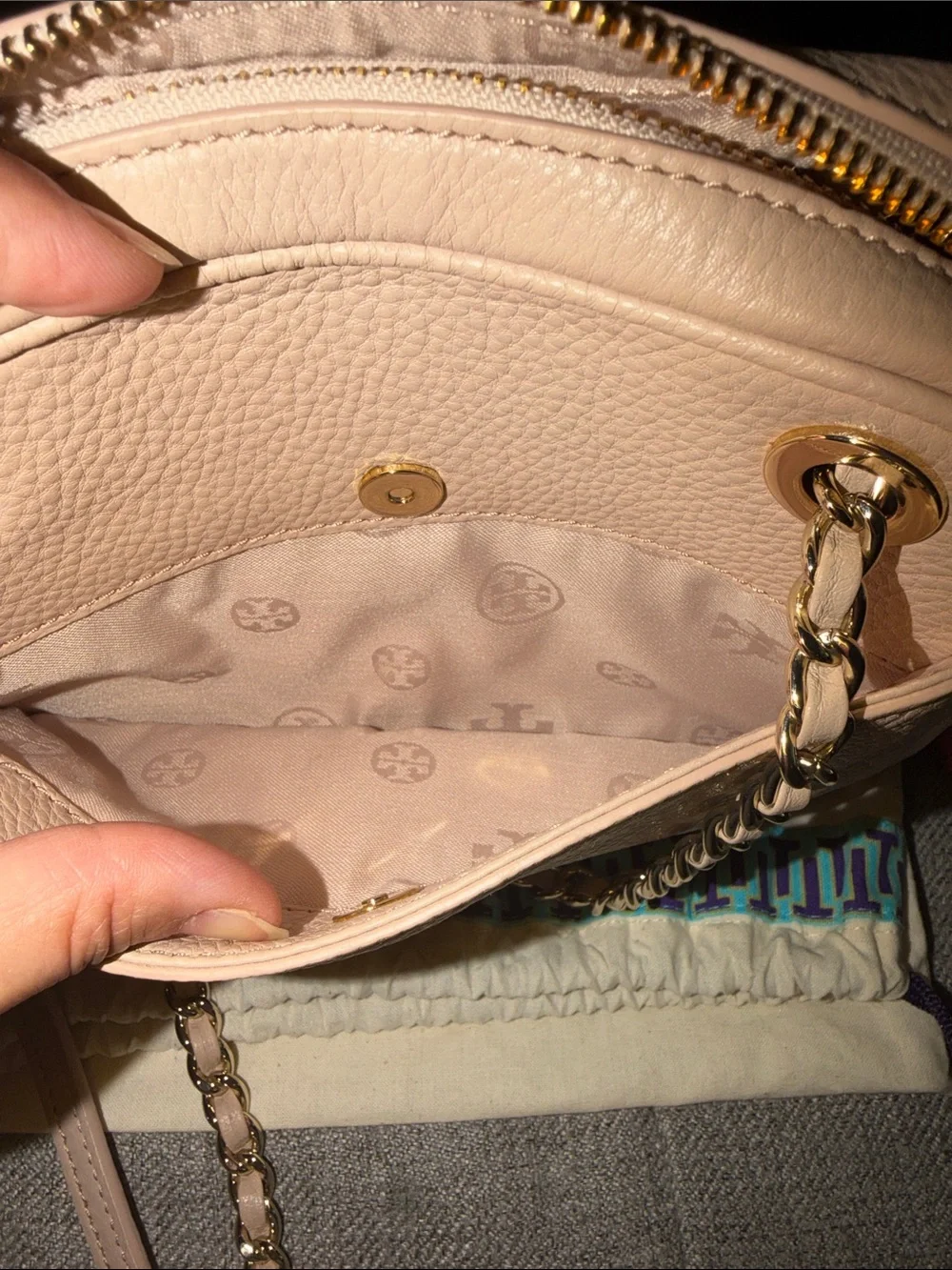 Tory Burch Blush Pebbled Leather Chain-Strap Crossbody